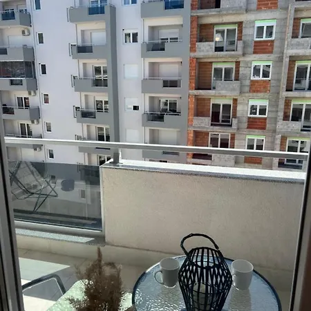 شقة Angie